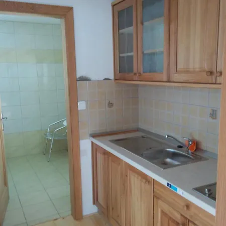 Holiday home Vineyard Smerke 3 *